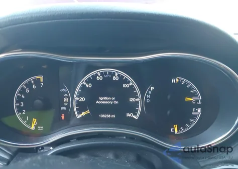 2017 Jeep Grand Cherokee Overland 4X4 z USA, uszkodzony, nr VIN 1C4RJFCG5HC718704